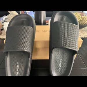 Steve Madden Scuba Slides